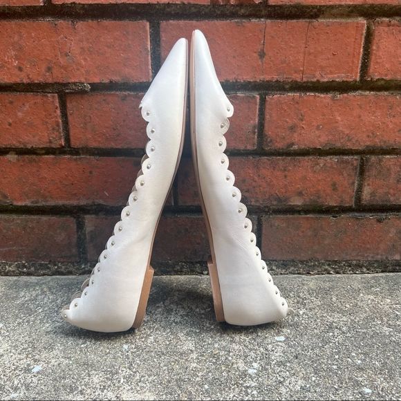 Coach Jill Leather Scalloped Studded Flats White Cream size sz 9.5 - Picture 5 of 10